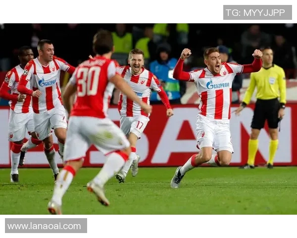 足球场上10大中场球星排名与表现分析全解